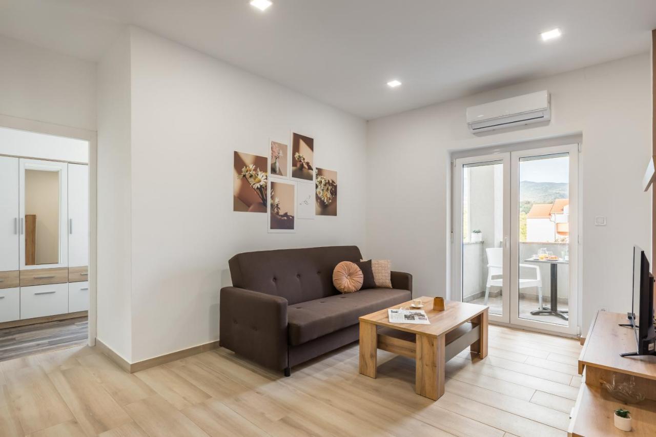 Apartments Villa Salona Sky Kültér fotó