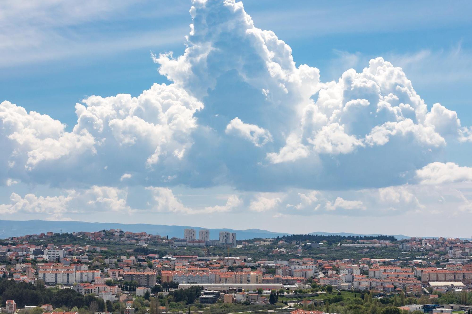 Apartments Villa Salona Sky Szoba fotó