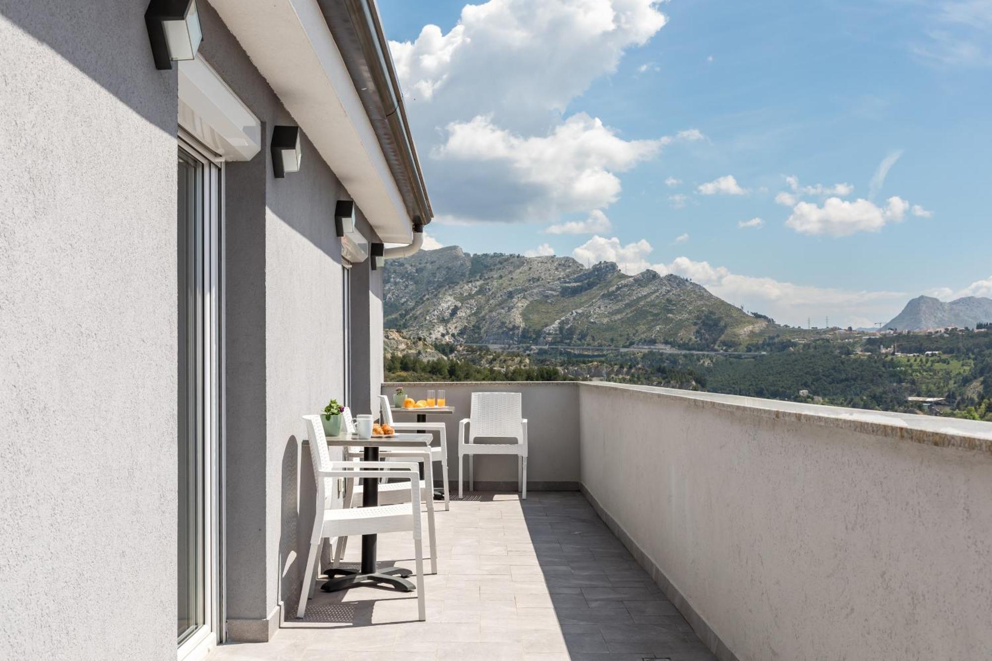 Apartments Villa Salona Sky Szoba fotó